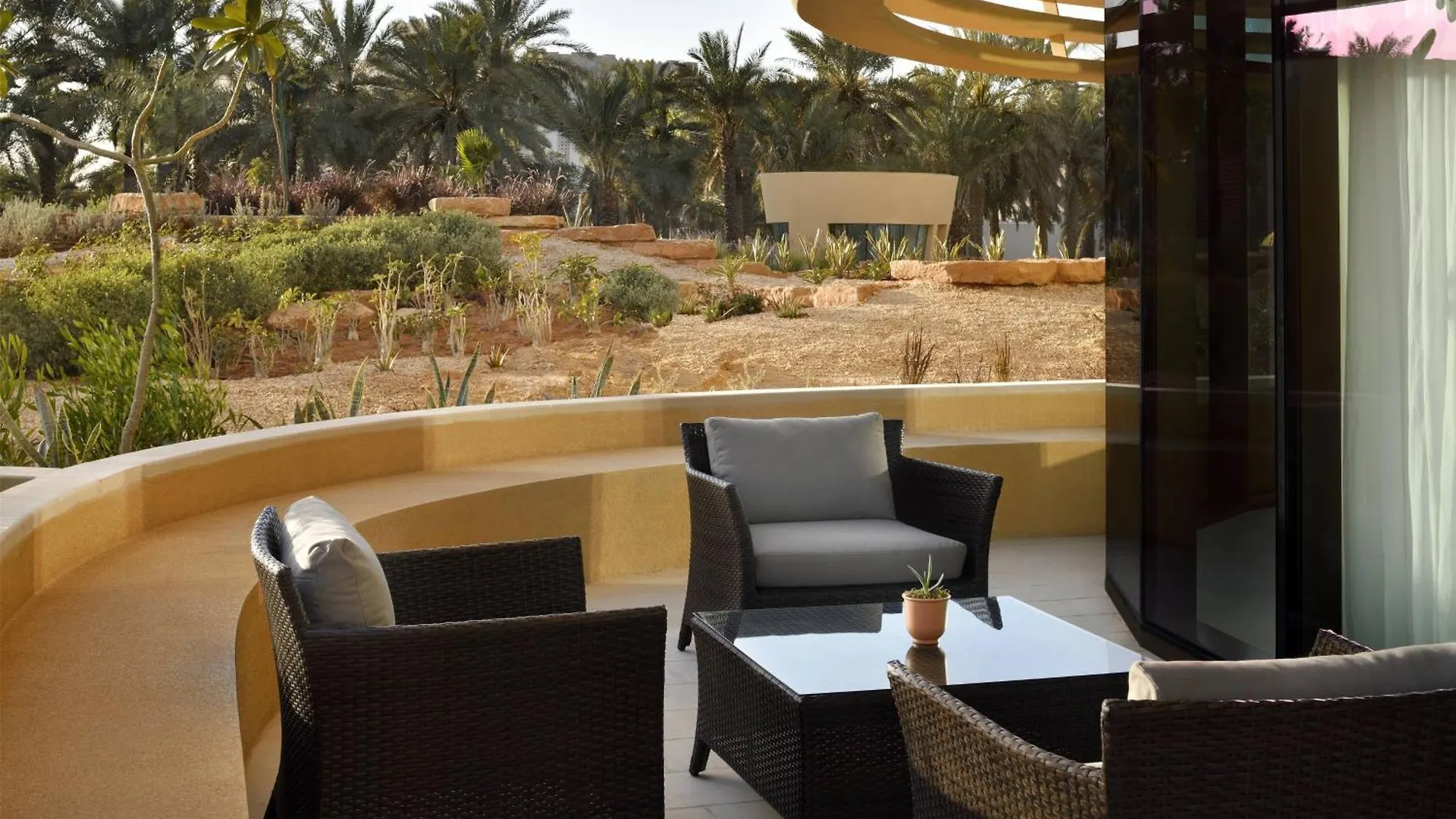 Riyadh Diplomatic Quarter - Marriott Executive Apartments Hotel